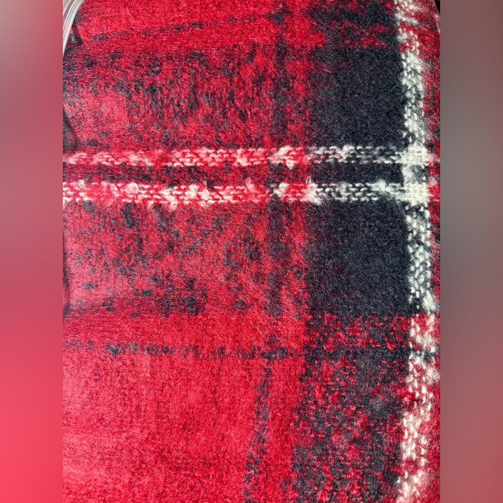 Noble Mount Scarf - Picture 3 of 4